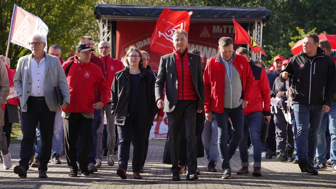 1. Verhandlung in Weimar